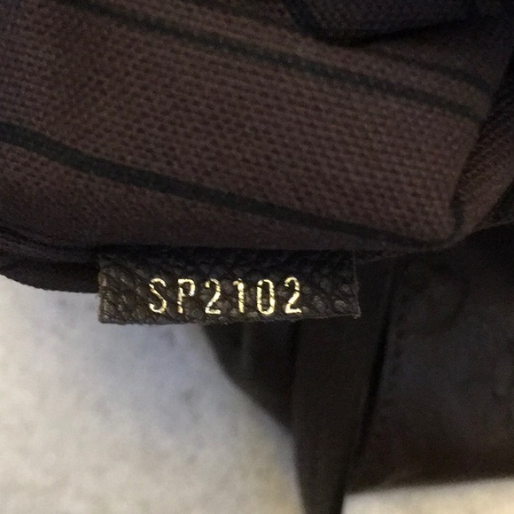 List #2LV Lumineuse PM - Picture 8 of 9